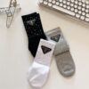 2023-unisex-europe-metal-triangle-label-women-socks-fashion-designer-luxury-sock-cotton-sports-casual-girls-3