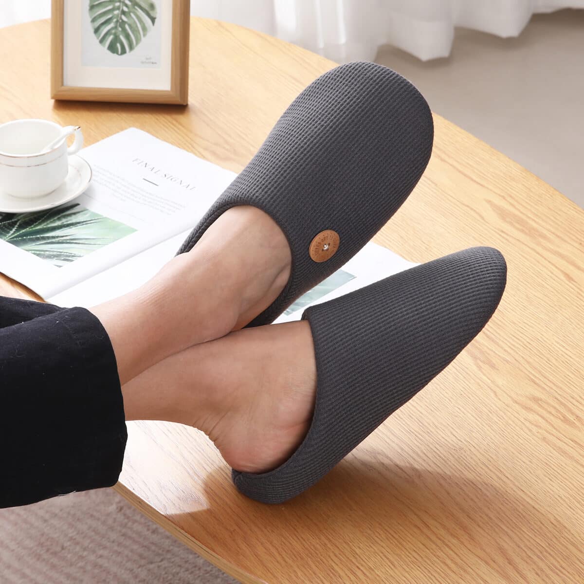Comwarm-winter-warm-cotton-slippers-for-women-men-flats-soft-non-slip-fluffy-shoes-design-slides-1