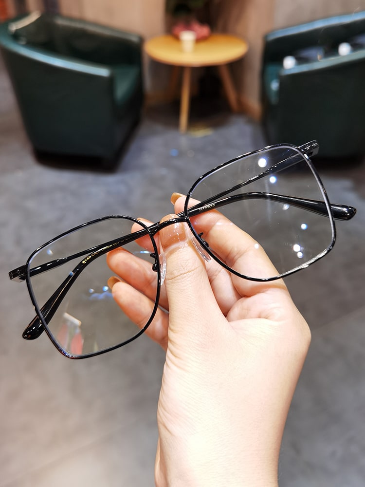 Jiandan-2021-new-tide-style-eyeglass-frame-retro-men-and-women-with-titanium-against-blue-light-1
