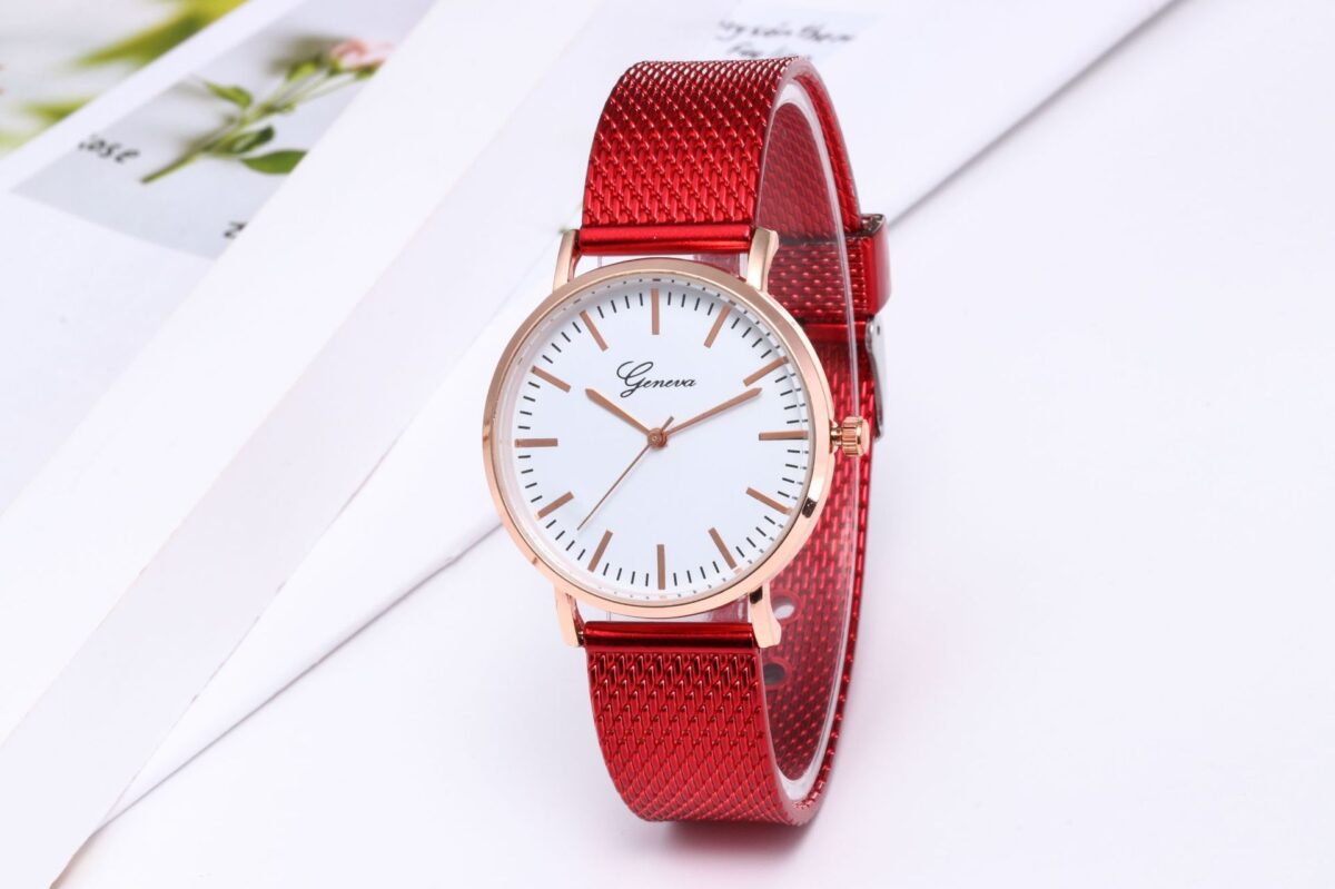 Luxury-wrist-watches-for-women-fashion-quartz-watch-silicone-band-dial-women-wathes-casual-ladies-watch-2