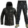 New-shark-skin-soft-shell-autumn-and-winter-plush-thickened-mountaineering-tactics-training-breathable-waterproof-charge-4