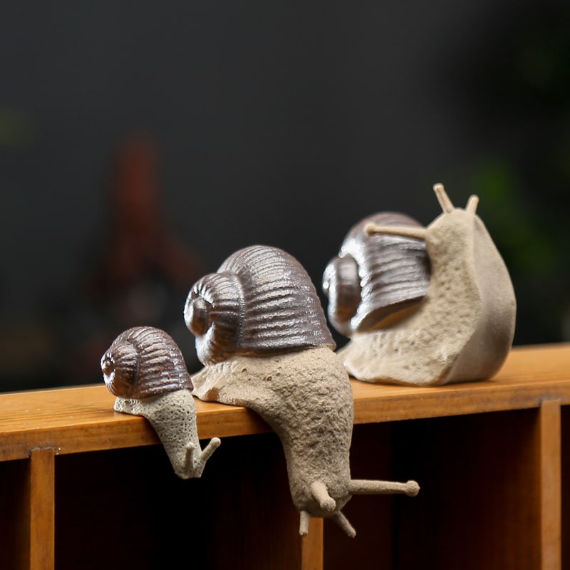 T-ceramic-small-snail-ornaments-bonsai-micro-landscape-home-decoration-accessories-for-living-room-tea-pets